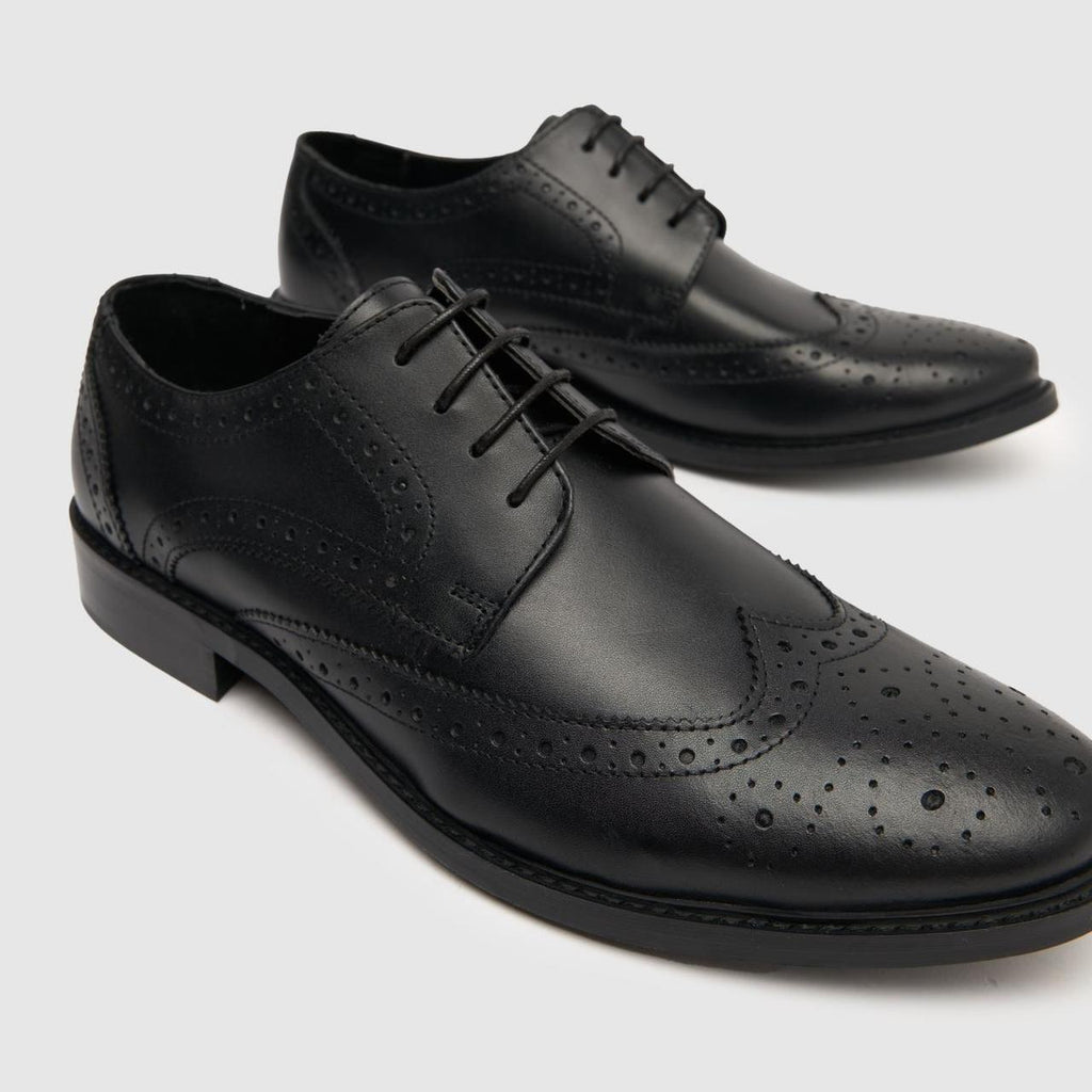 Rowland Leather Brogue in Black