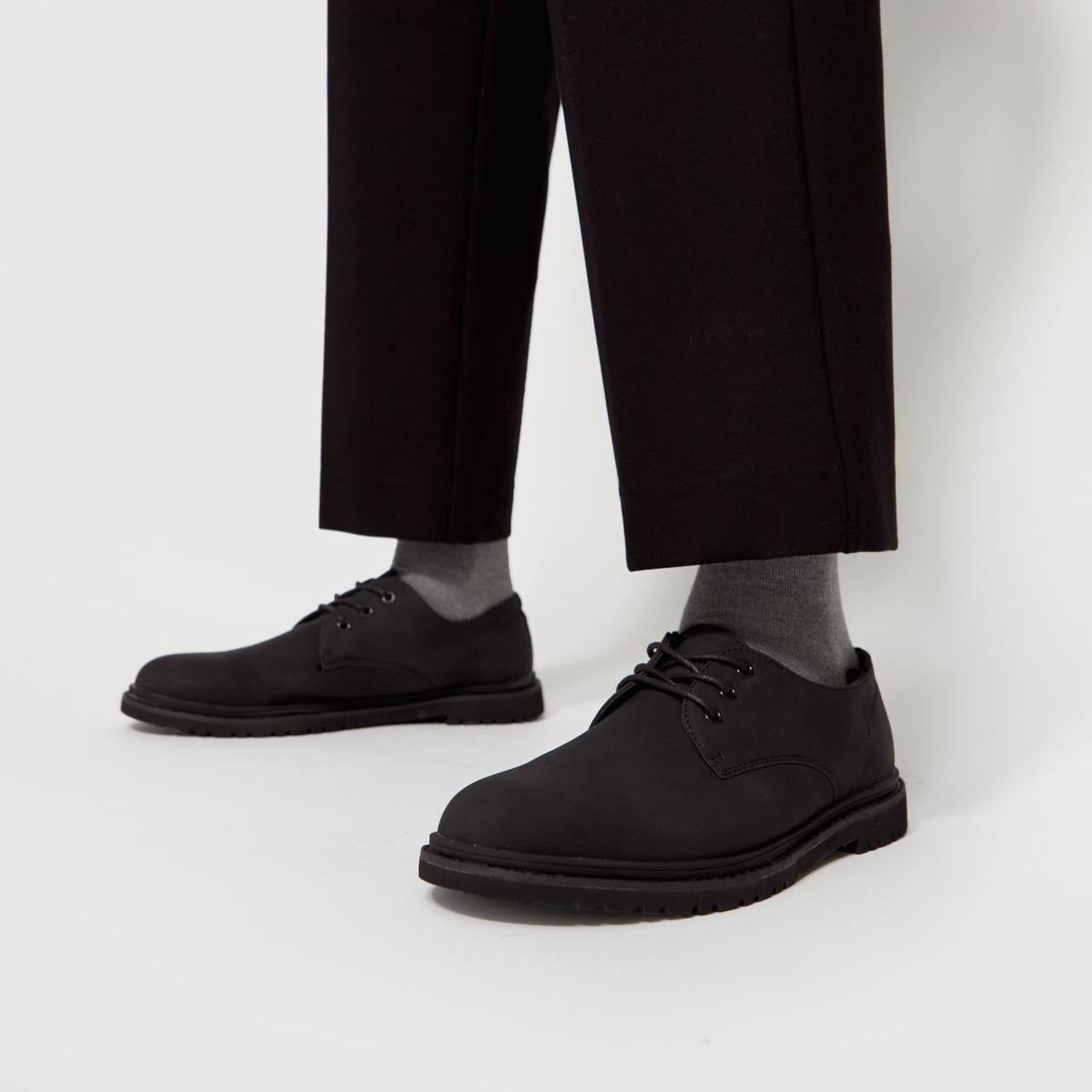 Perry Derby in Black