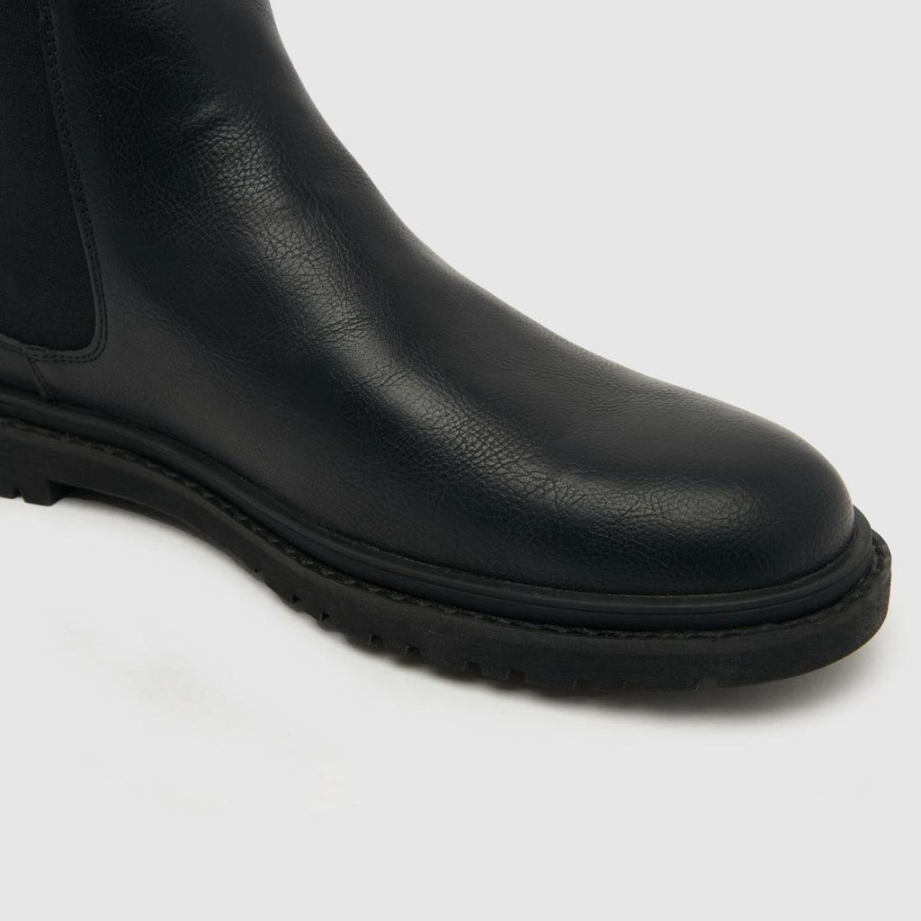 David Chelsea in Black