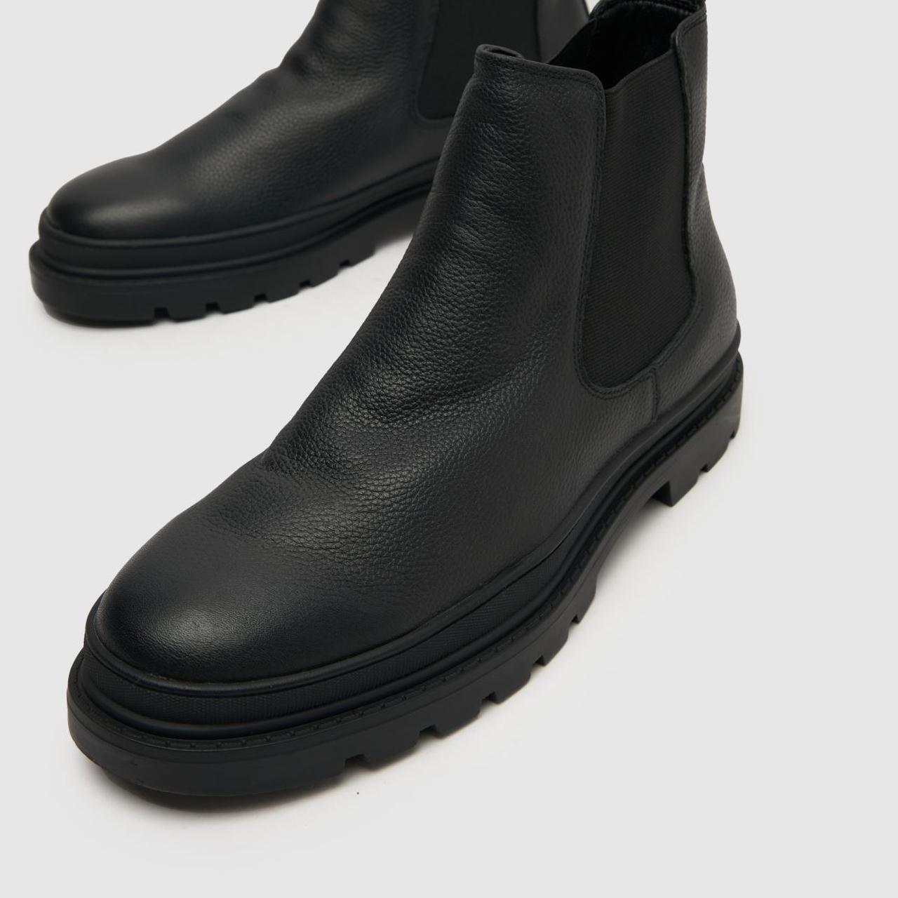 Darian Chunky in Black
